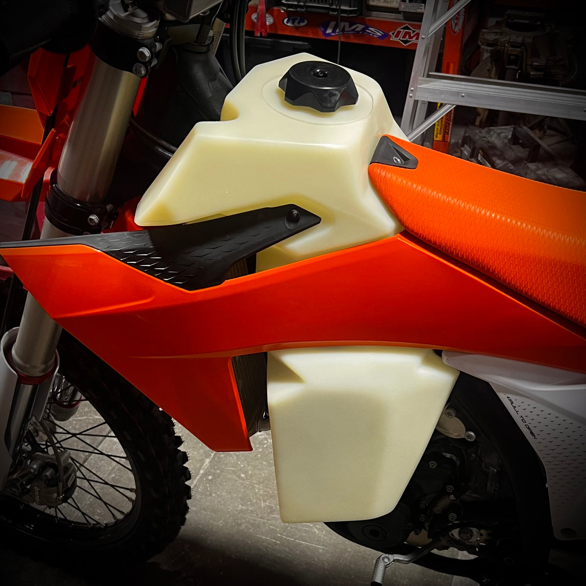 IMS Products 3.5g Fuel Tank #13357 (TBI)