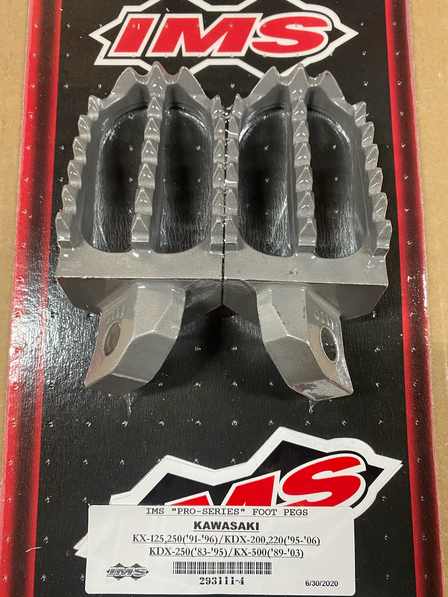 ミッキートンプソン　インゴットケーススタンド(011) IMS Products Pro-Series Footpegs #93111